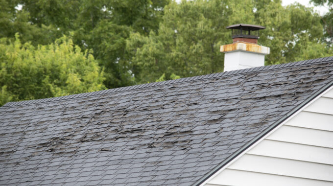 What Are The Signs Of A Bad Roof?