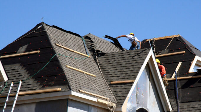 How To Protect Yourself When Choosing A Roofing Contractor In NJ