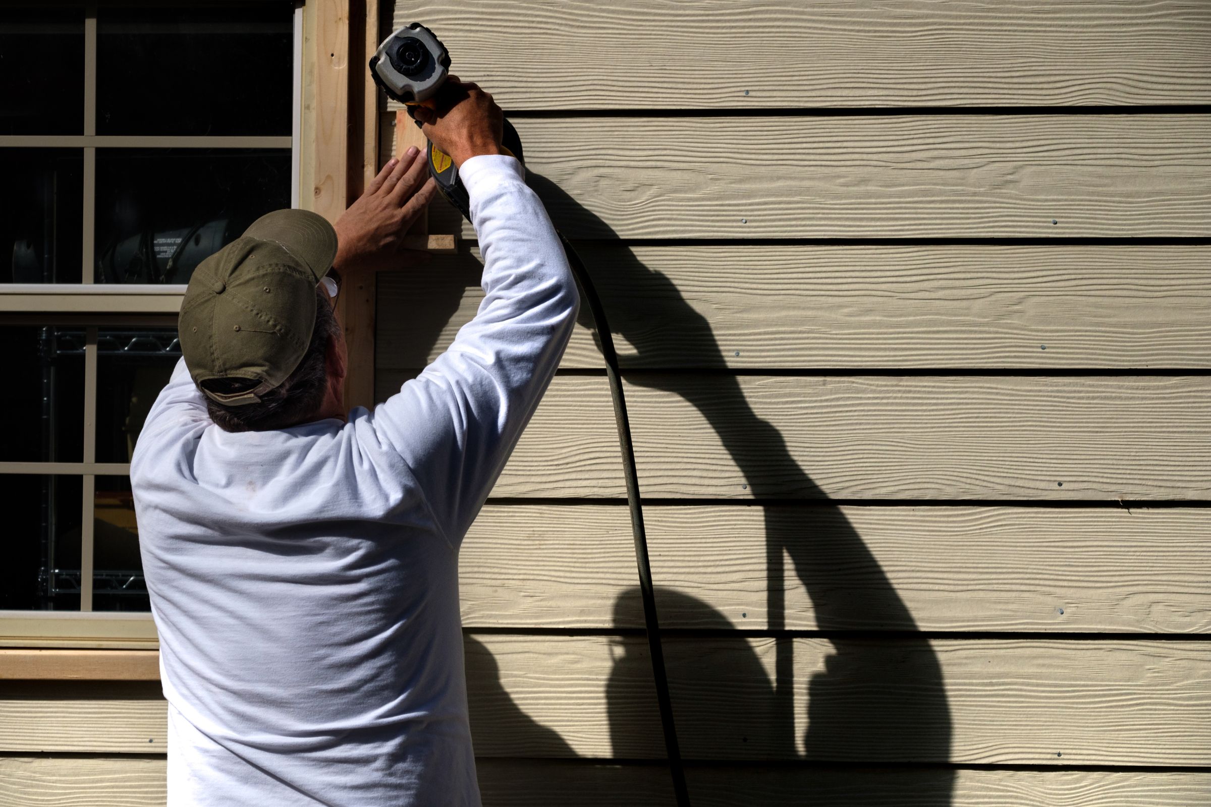 Identifying and Fixing Common Siding Problems Before They Worsen