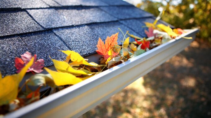 Essential Gutter Maintenance Tips For Fall And Winter Protection